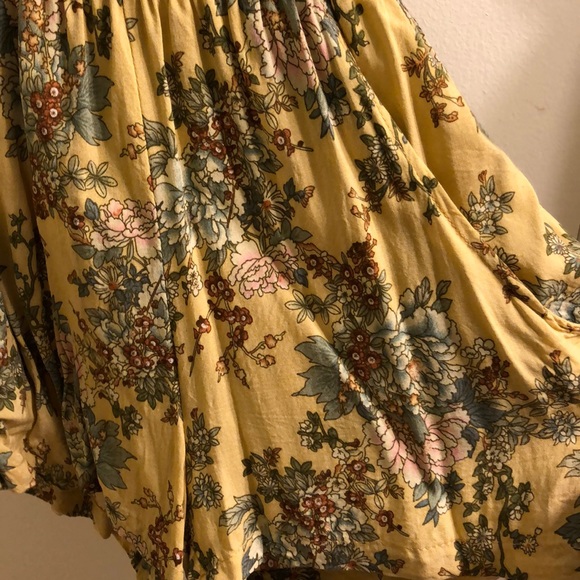 Floral Strapless Romper - Picture 2 of 2